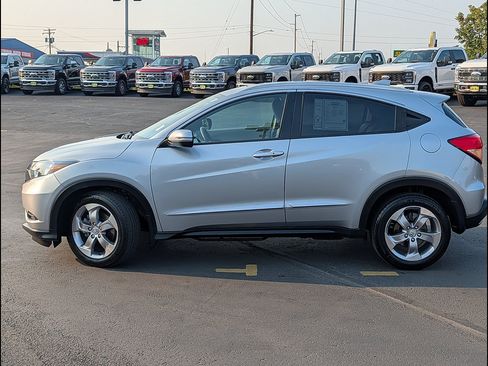 Used 2017 Honda HR-V EX-L image 10