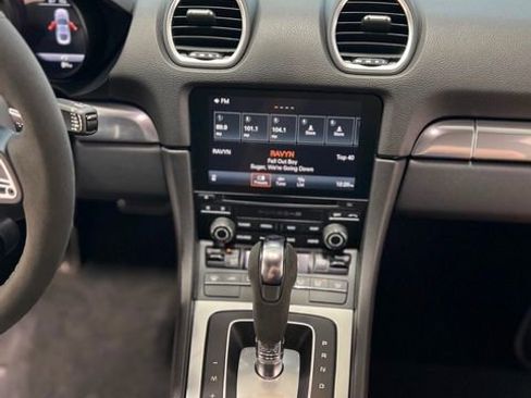 Used 2022 Porsche 718 Cayman GTS w/ Premium Package image 24