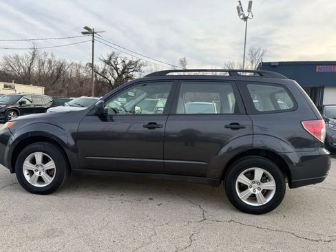 Used 2011 Subaru Forester 2.5X w/ Alloy Wheel Value Pkg image 2