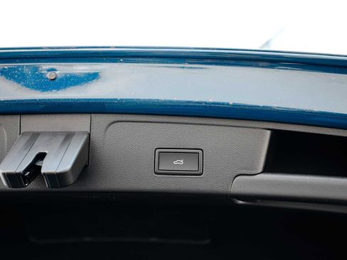 New 2025 Volkswagen Atlas Cross Sport SEL Premium R-Line image 40