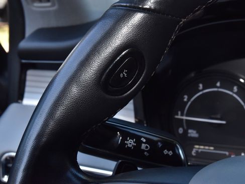 Certified 2022 Lincoln Corsair AWD w/ Premium Package image 23