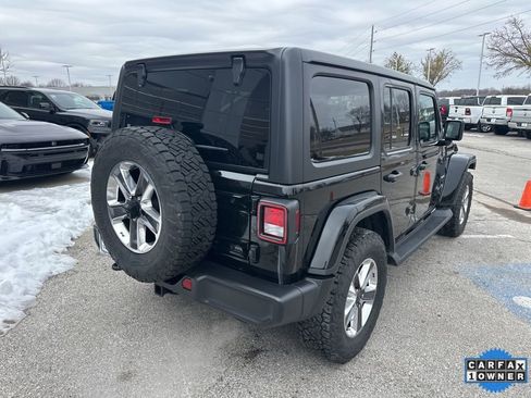 Used 2021 Jeep Wrangler Unlimited Sahara AWD/4WD image 25