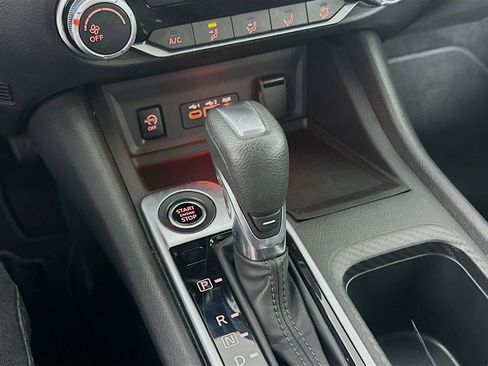 Used 2024 Nissan Sentra SV image 23