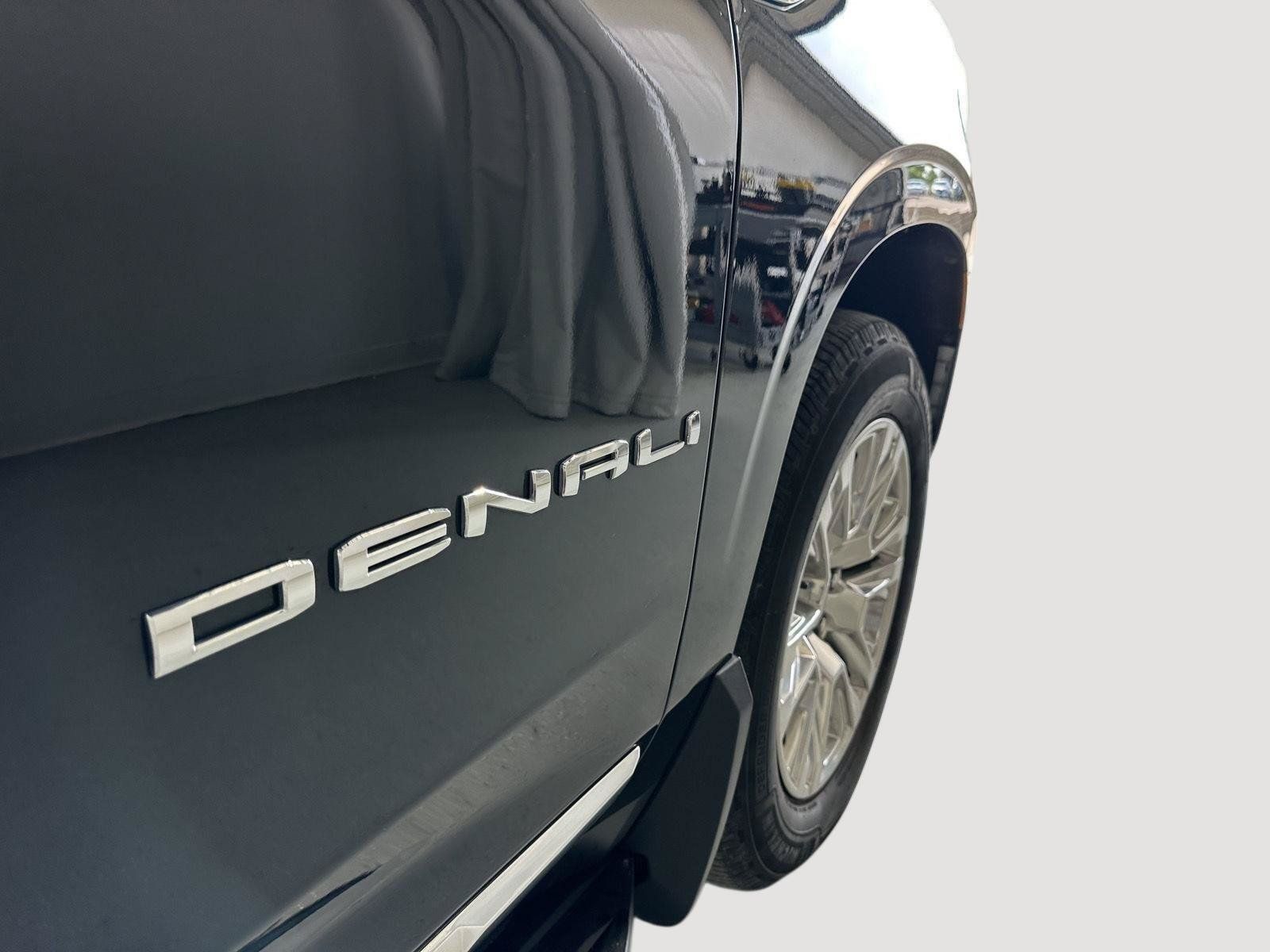 Used 2022 GMC Yukon Denali AWD/4WD image 29