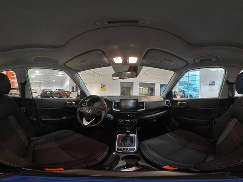 Used 2026 Hyundai Venue SEL FWD image 41