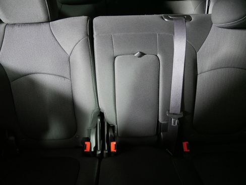 Used 2013 Chevrolet Traverse LT w/ All-Star Edition AWD/4WD image 13