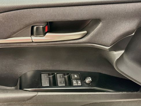 Used 2025 Toyota Camry LE FWD image 15