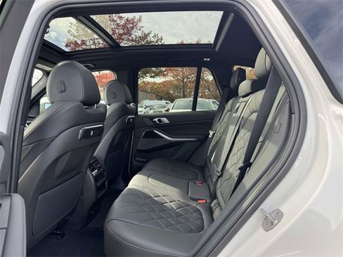 Used 2025 BMW X5 xDrive40i w/ Premium Package image 34