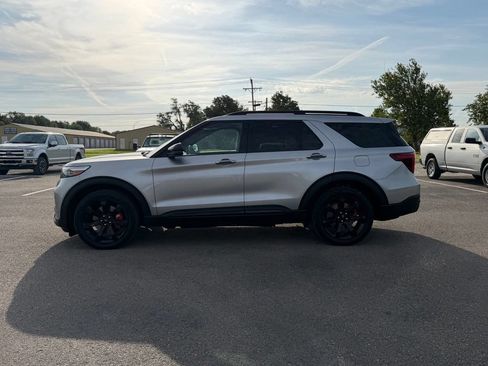 Used 2021 Ford Explorer ST w/ Equipment Group 401A AWD/4WD image 7
