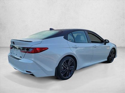 Used 2026 Toyota Camry XSE FWD image 5