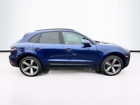 Used 2024 Porsche Macan image 9