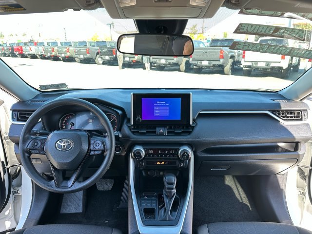 Used 2025 Toyota RAV4 XLE AWD/4WD image 11