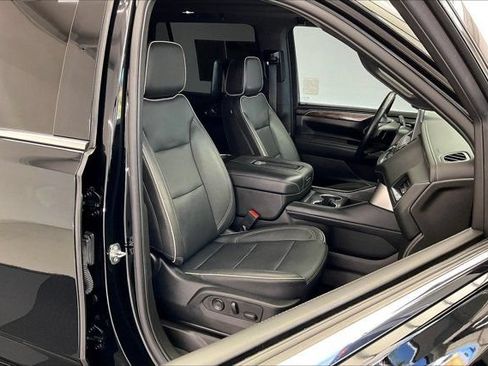 Used 2023 Chevrolet Tahoe Premier AWD/4WD image 6