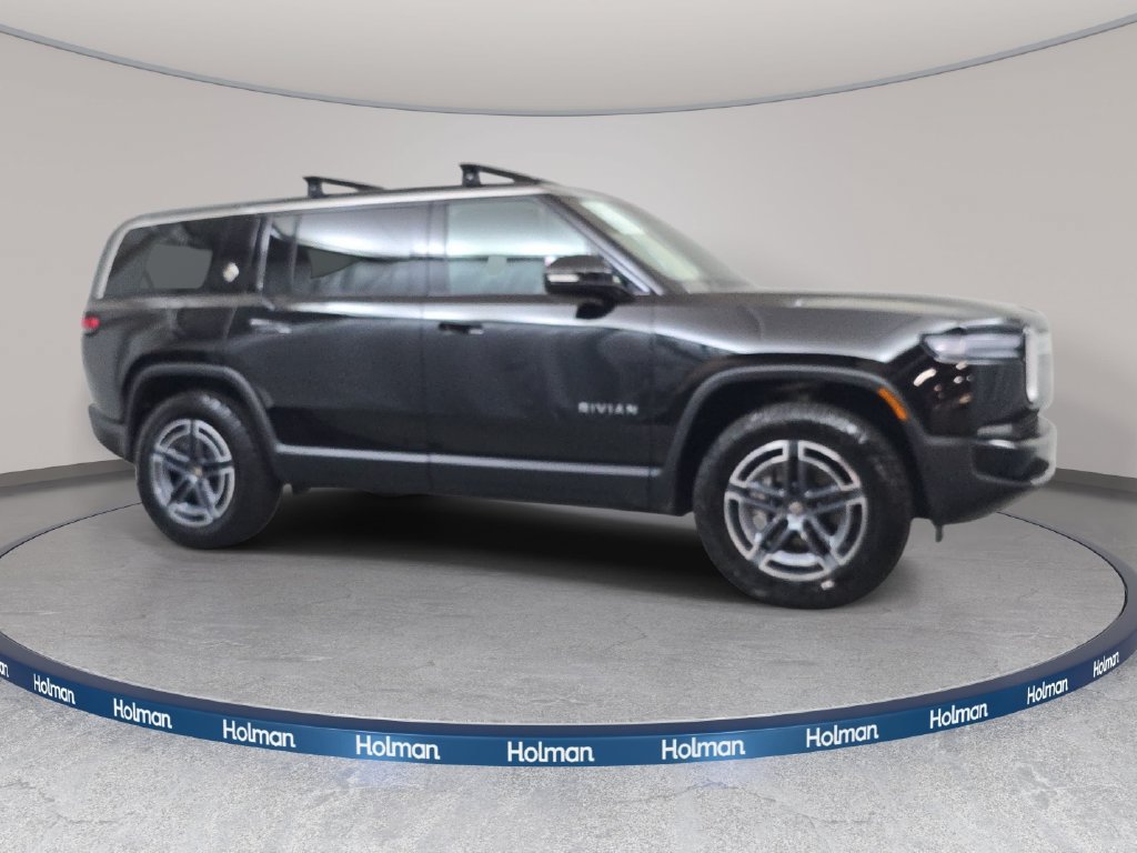 Used 2025 Rivian R1S Adventure Dual AWD/4WD image 4