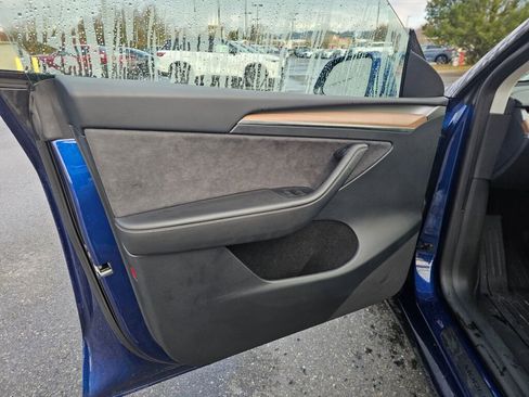 Used 2023 Tesla Model Y Long Range image 20