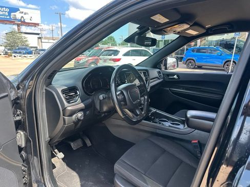 Used 2023 Dodge Durango GT RWD image 11