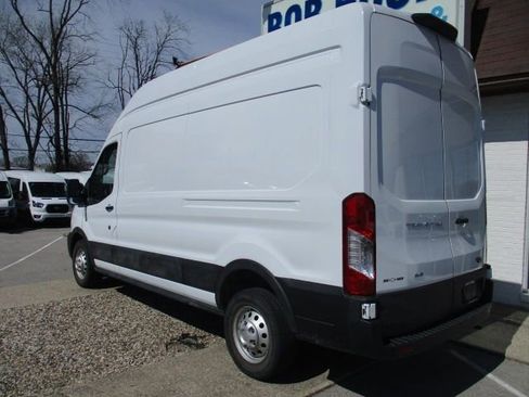 Used 2023 Ford Transit 250 148 High Roof AWD image 9