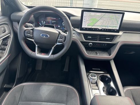 Used 2025 Ford Explorer ST w/ Sun And Sound Package image 15