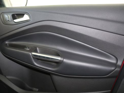 Used 2018 Ford Escape SE w/ Ford Safe & Smart Package image 31