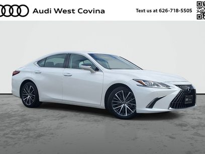 Used 2025 Lexus ES 300h w/ Premium Package