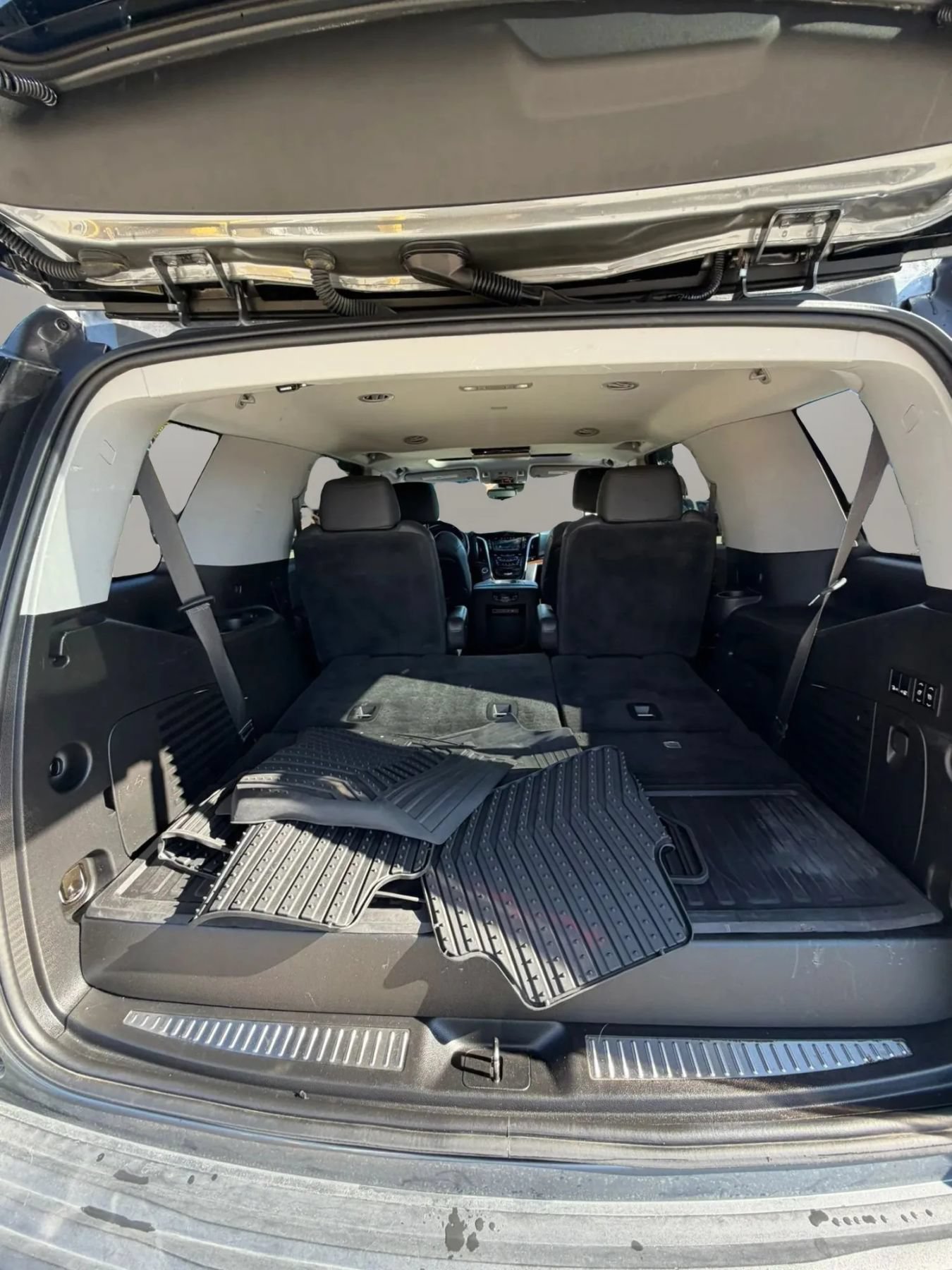 Used 2019 Cadillac Escalade Luxury AWD/4WD image 20