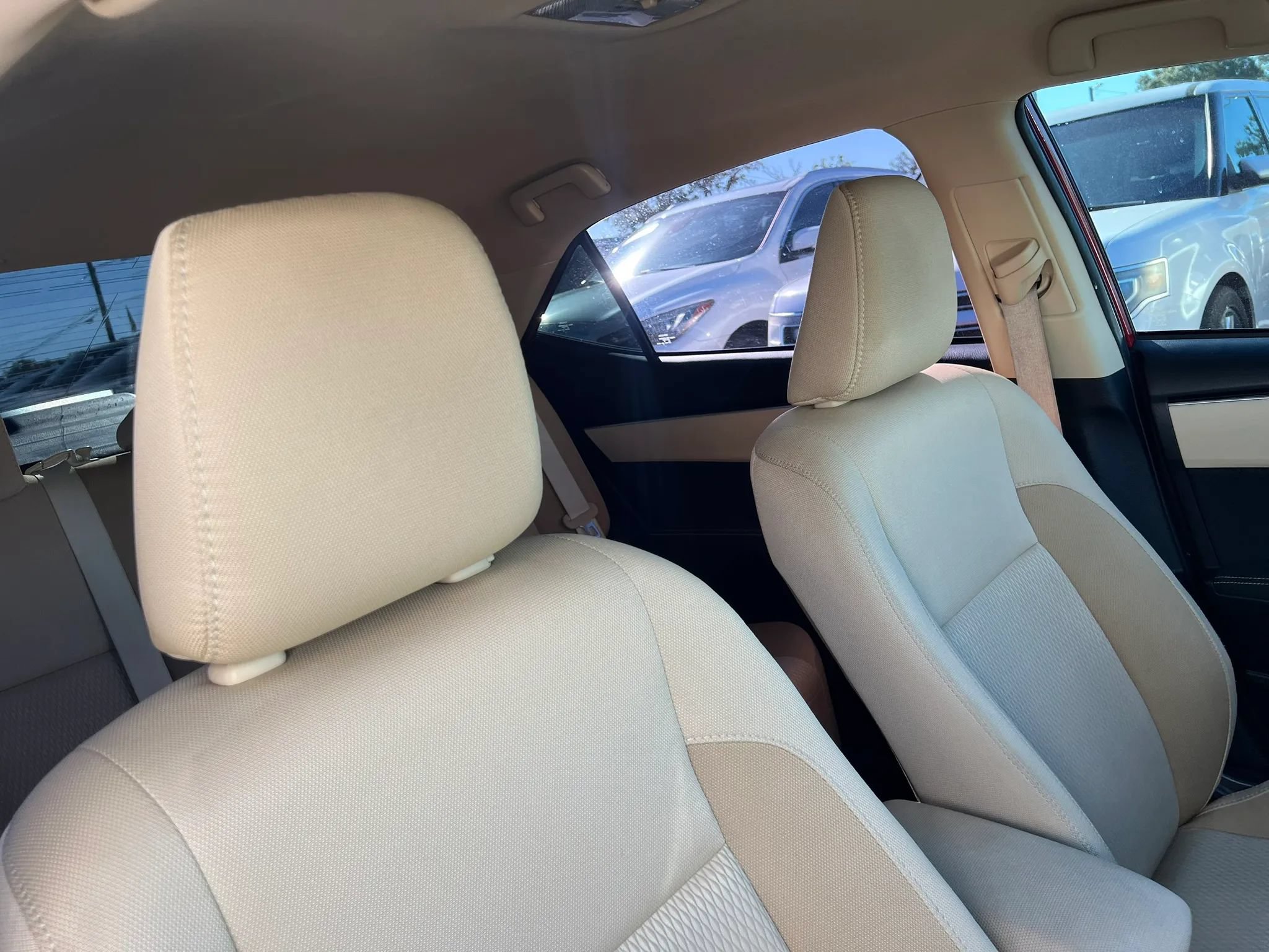 Used 2017 Toyota Corolla LE FWD image 17
