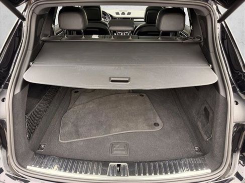 Used 2022 Porsche Cayenne S Platinum image 6