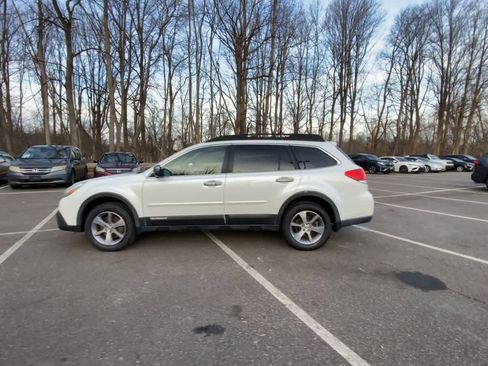 Used 2014 Subaru Outback 3.6R Limited image 6