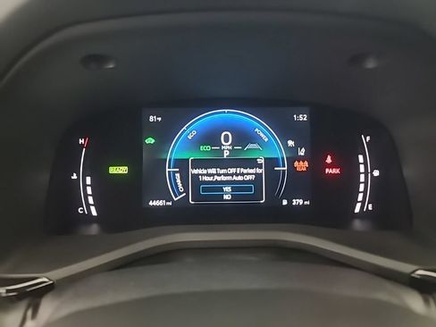 Used 2025 Toyota Camry LE AWD/4WD image 30