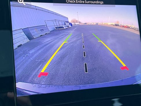 New 2025 Jeep Grand Cherokee Altitude image 17