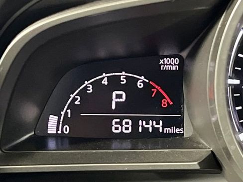 Used 2018 MAZDA MAZDA3 Sport w/ Preferred Equipment Package image 33