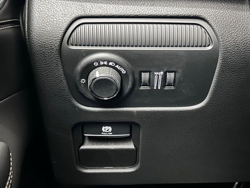 New 2026 Jeep Grand Wagoneer Summit image 22