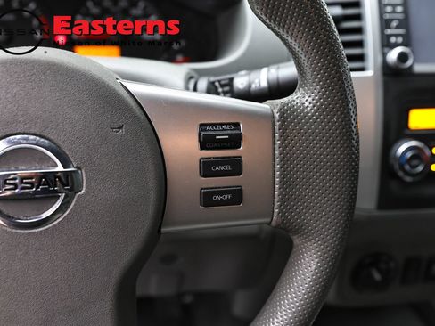 Used 2021 Nissan Frontier SV AWD/4WD image 16