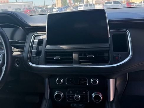 Used 2023 GMC Yukon SLE AWD/4WD image 11