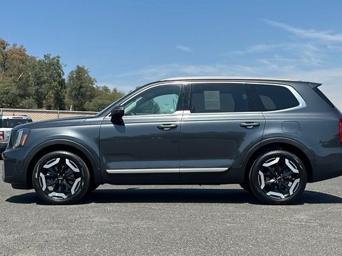 Used 2024 Kia Telluride S AWD/4WD image 6