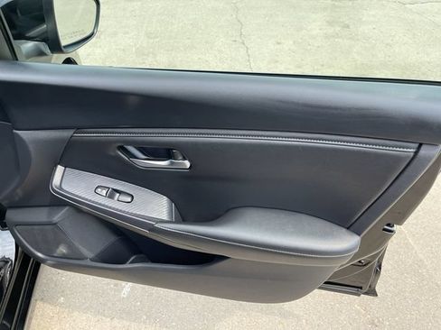 Used 2024 Nissan Sentra SV FWD image 16