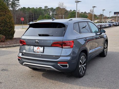 Used 2022 Volkswagen Taos SE image 5
