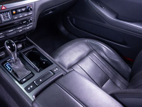 Used 2015 Hyundai Genesis 3.8 w/ Option Group 02 image 27