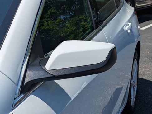 Used 2025 Chevrolet Malibu LT image 11