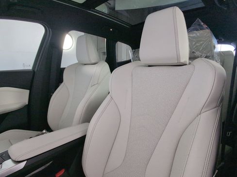 Used 2026 BMW X1 xDrive28i w/ Technology Package image 23