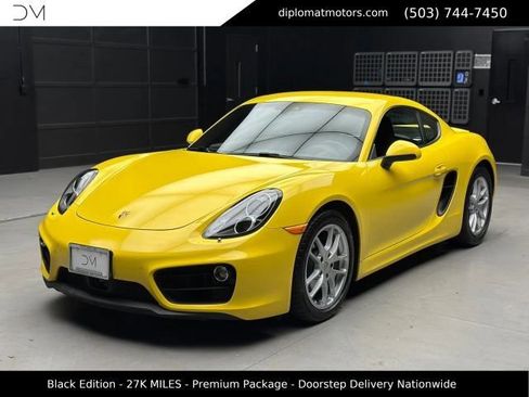 Used 2016 Porsche Cayman RWD image 1