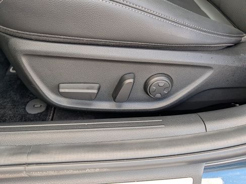 Used 2024 Genesis G70 2.5T AWD/4WD image 21