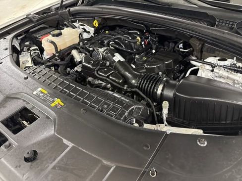 Used 2023 Jeep Grand Cherokee Altitude image 29