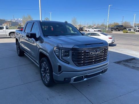 Used 2024 GMC Sierra 1500 Denali Ultimate AWD/4WD image 7