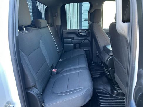 Used 2022 Chevrolet Silverado 2500 LT w/ Convenience Package image 14