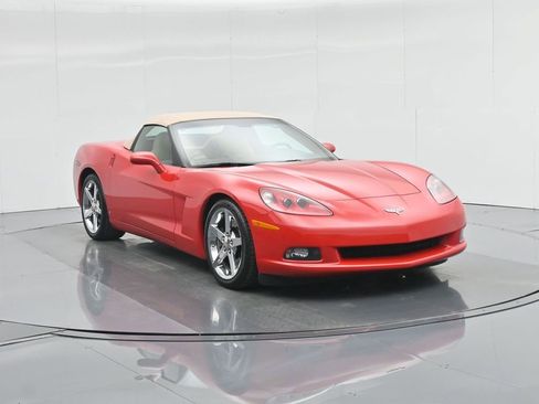 Used 2007 Chevrolet Corvette Convertible w/ Preferred Equipment Group image 58