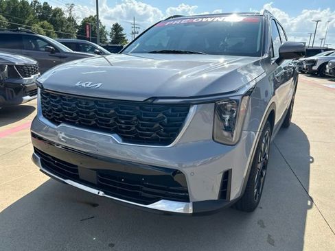 Used 2026 Kia Sorento SX FWD image 4