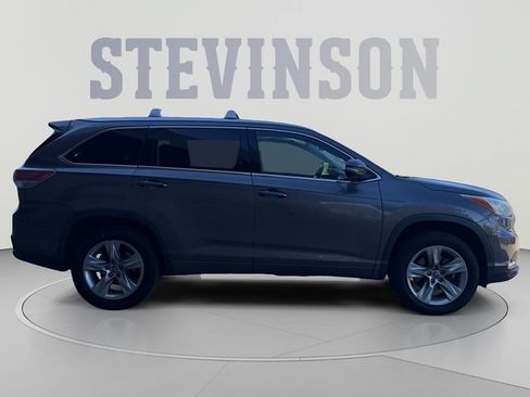 Used 2016 Toyota Highlander Limited FWD image 6