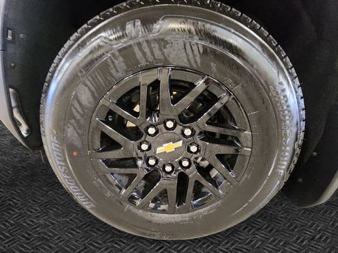 New 2026 Chevrolet Silverado EV LT image 11