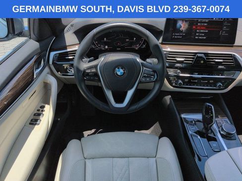 Certified 2023 BMW 530i w/ Luxury Seating Package RWD image 17